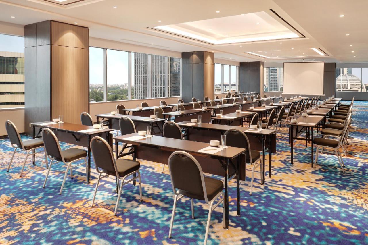 Mercure Gatot Subroto Hotel 4*