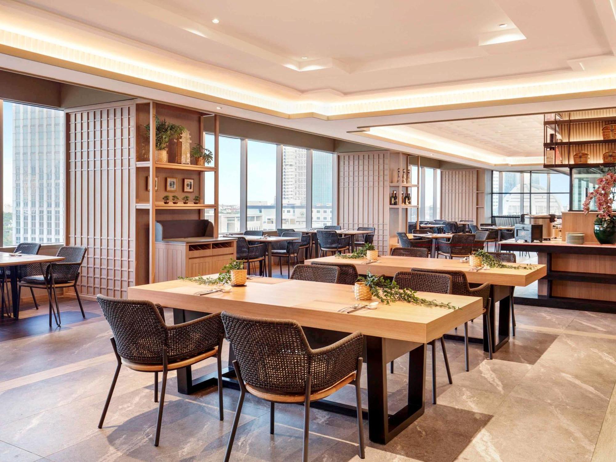 Hotel Mercure Gatot Subroto Jakarta